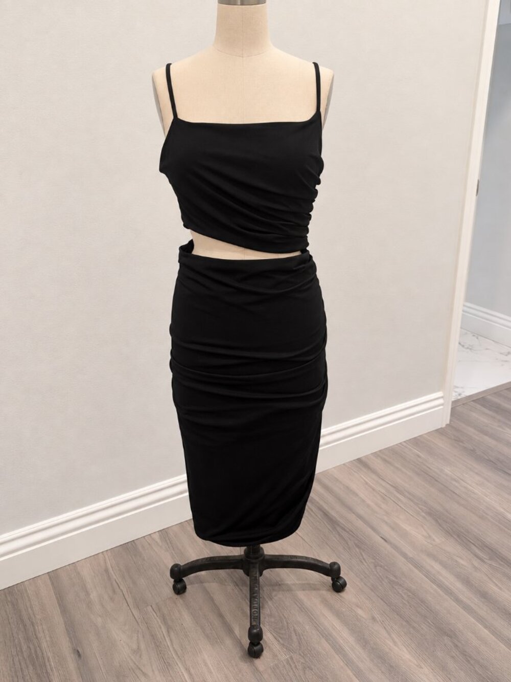 House of Harlow Black Ruched Cutout Midi Dress Size L